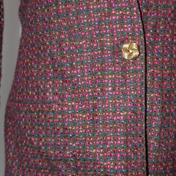 Country Suburbans Magenta Boucle Blazer - Picture 4 of 5